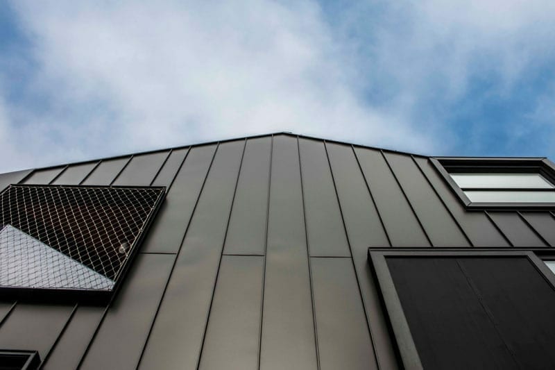 MetalCladdingSystems_AcuteHouse3