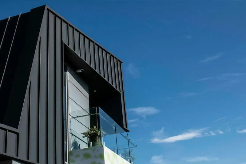 MetalCladdingSystems_LincolnStreet