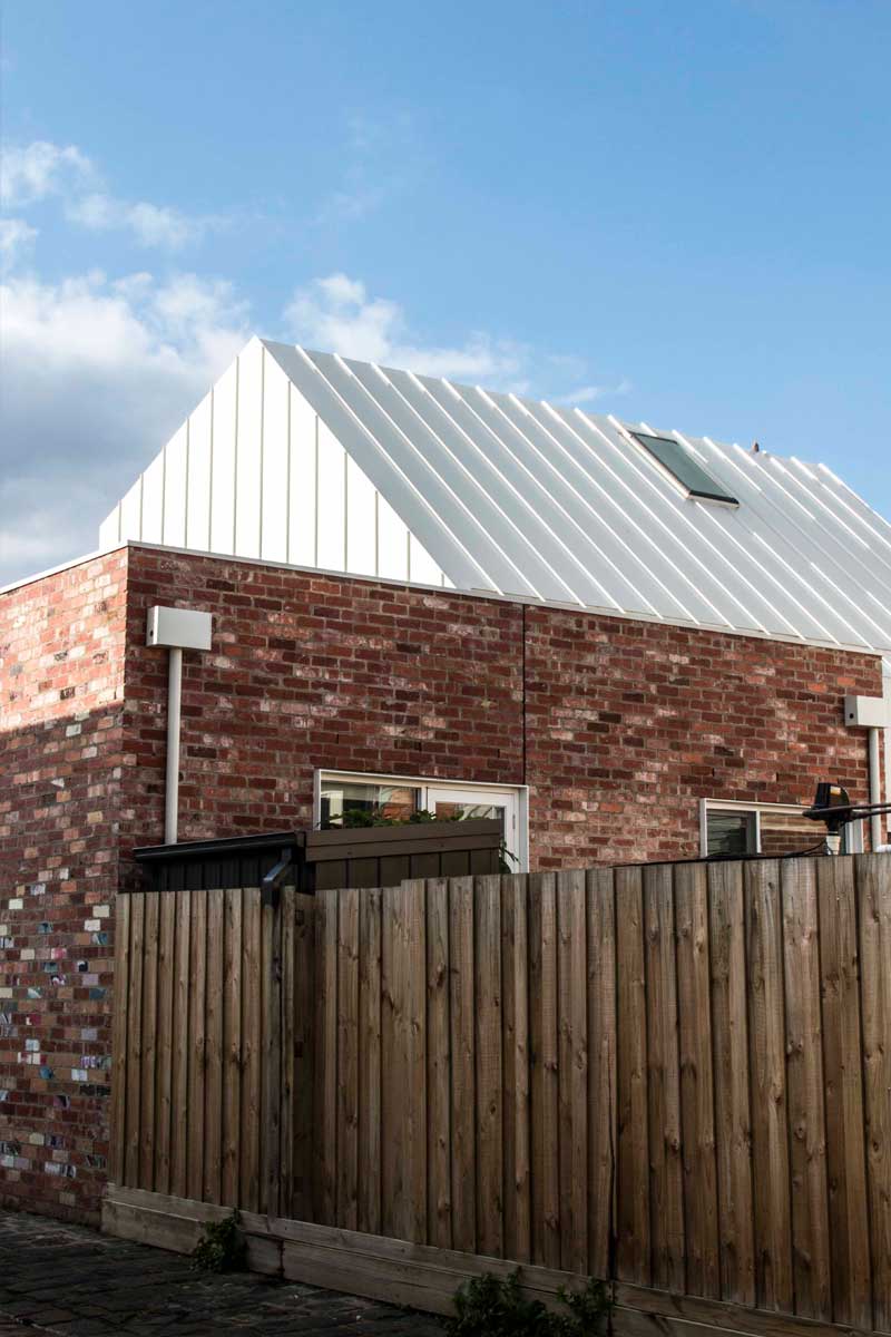 MetalCladdingSystems_GableHouse5